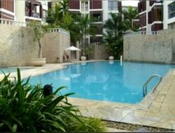 Palm Grove Condominium (D19), Condominium #553303531
